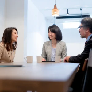 People learning practical Japanese