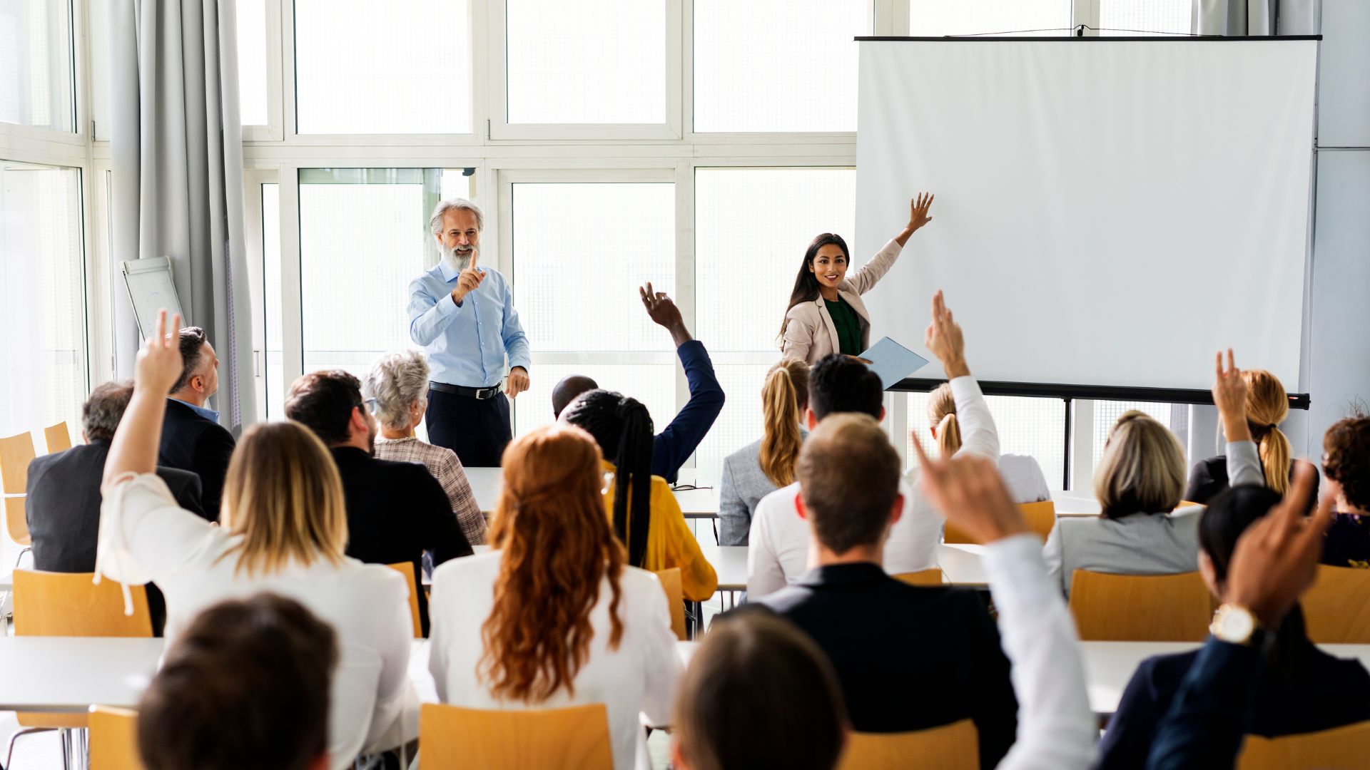 The Class Size Question: What the Research Says About Corporate Language Groups